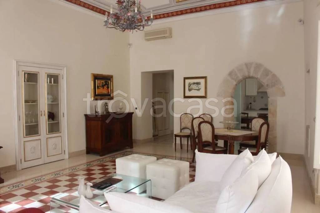 appartamento in vendita a Siracusa in zona Isola Ortigia