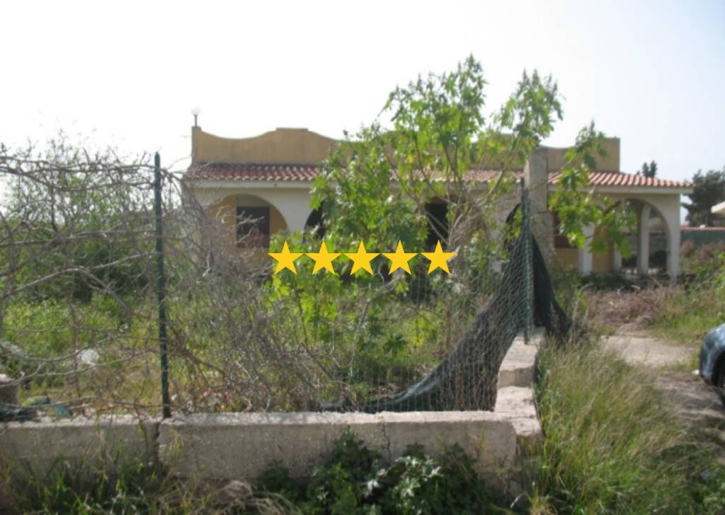 casa indipendente in vendita a Siracusa in zona Centro Città