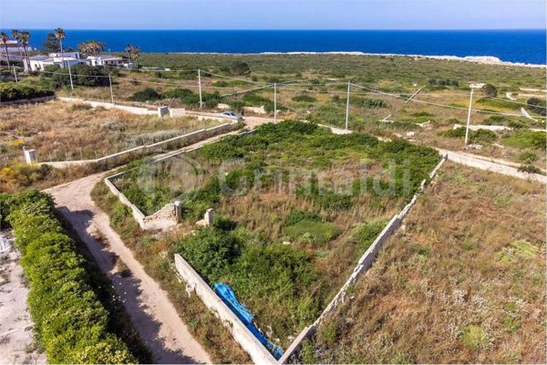 terreno edificabile in vendita a Siracusa in zona Isola / Plemmirio