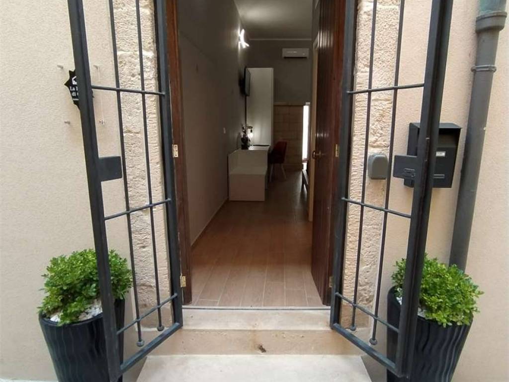 appartamento in vendita a Siracusa in zona Isola Ortigia