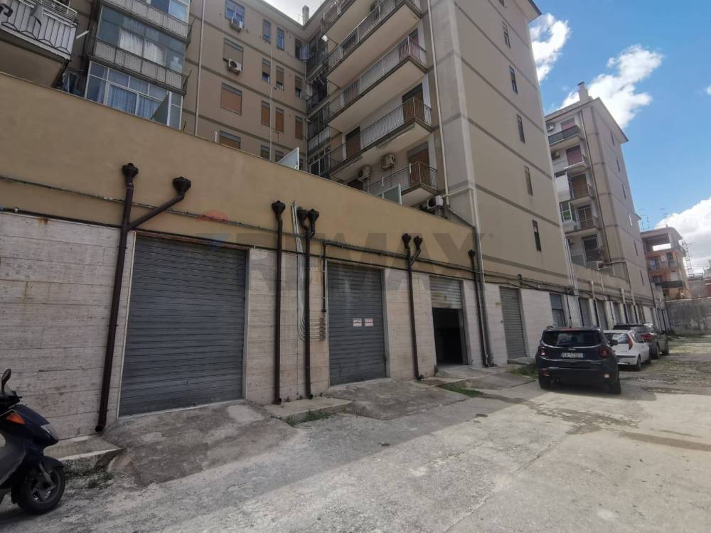 locale commerciale in vendita a Siracusa