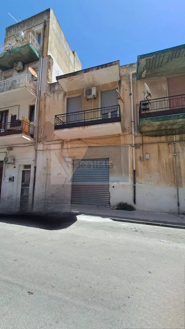 ufficio in vendita a Siracusa in zona Borgata