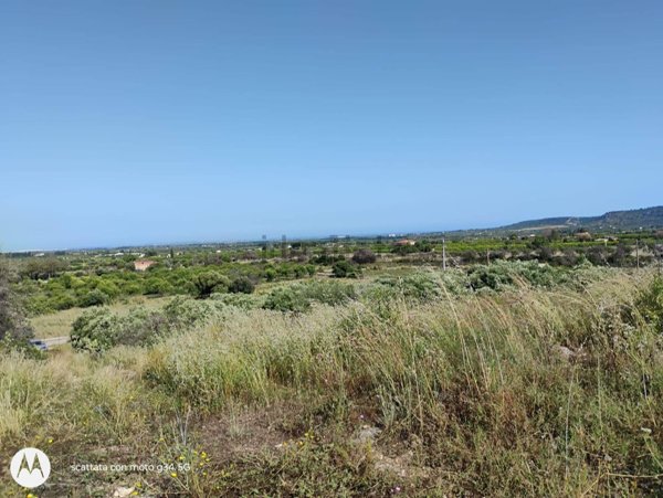 casa indipendente in vendita a Siracusa in zona Belvedere