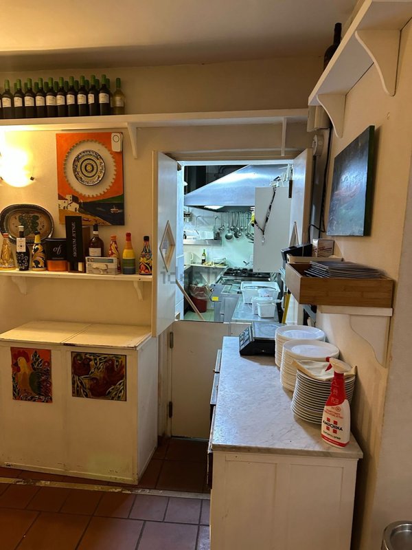 negozio in vendita a Siracusa in zona Isola Ortigia