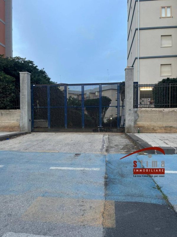 locale di sgombero in vendita a Siracusa in zona Grottasanta