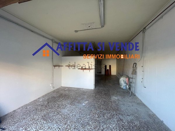 locale commerciale in vendita a Siracusa