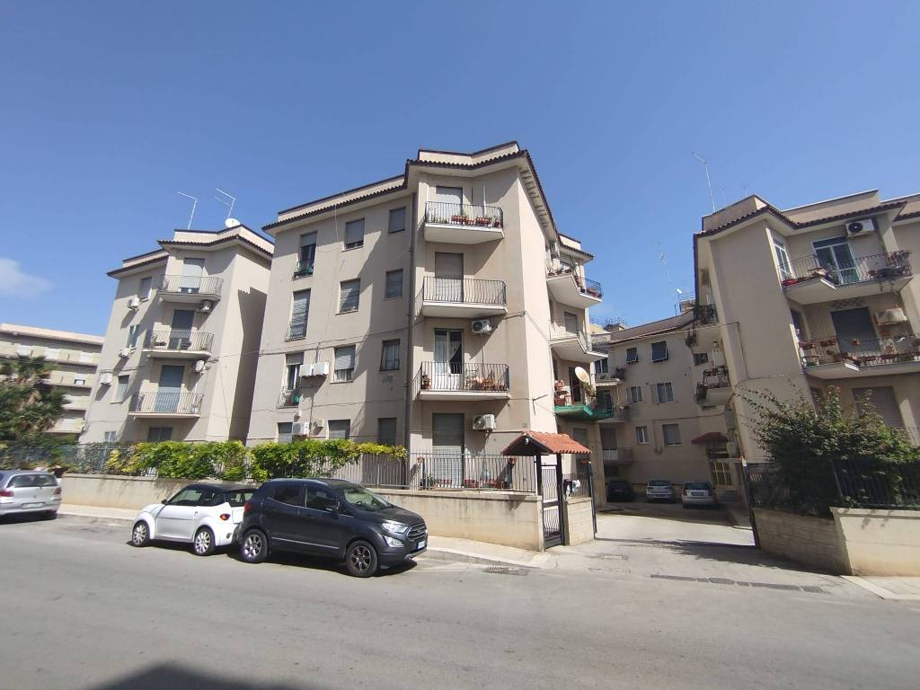 appartamento in vendita a Siracusa in zona Grottasanta