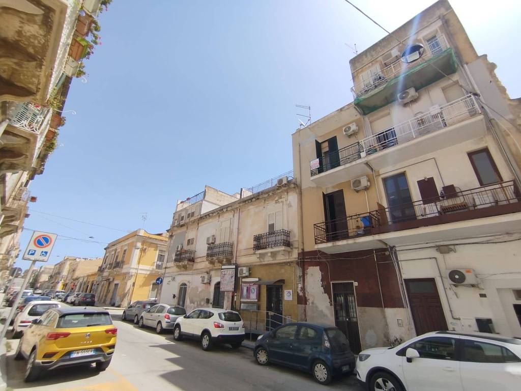 appartamento in vendita a Siracusa in zona Borgata