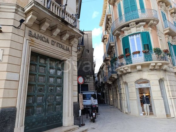 appartamento in vendita a Siracusa in zona Isola Ortigia