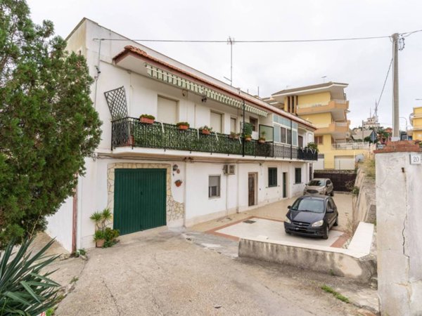 appartamento in vendita a Siracusa in zona Belvedere