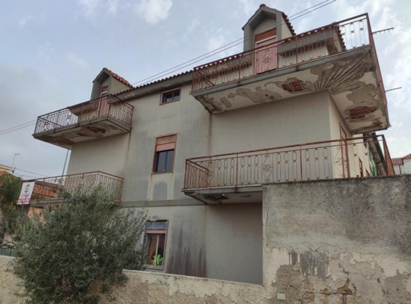 casa indipendente in vendita a Siracusa in zona Scala Greca