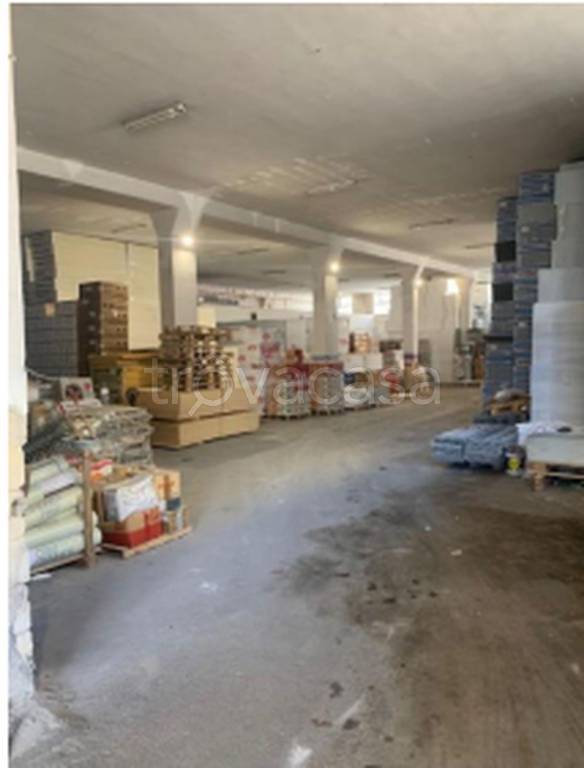 locale commerciale in vendita a Siracusa in zona Scala Greca