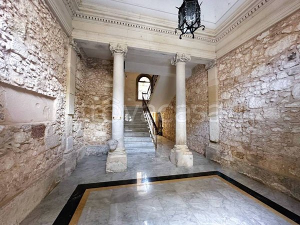 appartamento in vendita a Siracusa in zona Centro Città