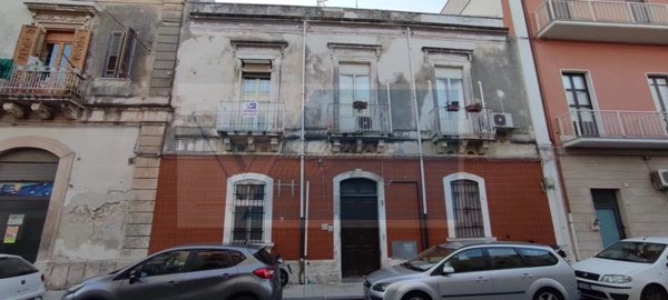 casa indipendente in vendita a Siracusa in zona Centro Città