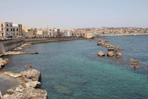 appartamento in vendita a Siracusa in zona Isola Ortigia