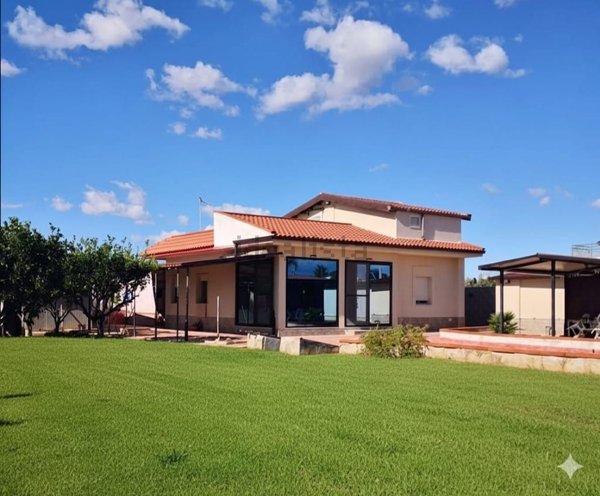 appartamento in vendita a Siracusa in zona Isola / Plemmirio