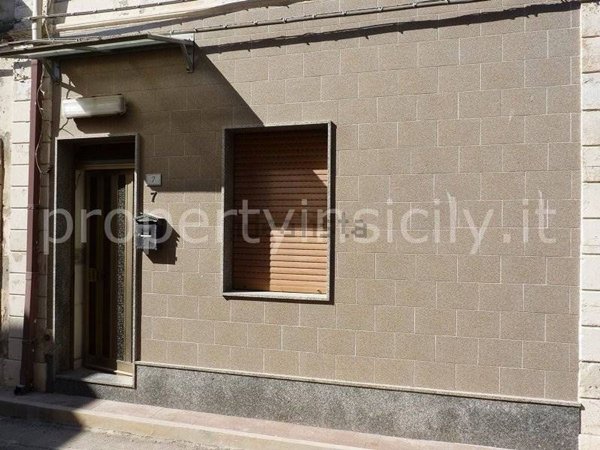 casa indipendente in vendita a Siracusa in zona Cassibile