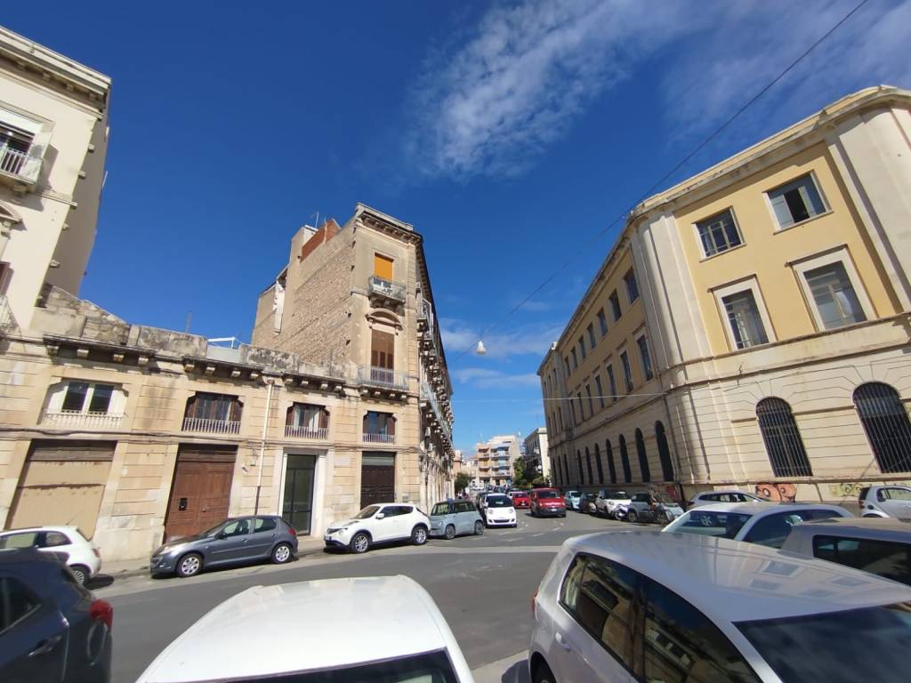 intera palazzina in vendita a Siracusa in zona Isola Ortigia