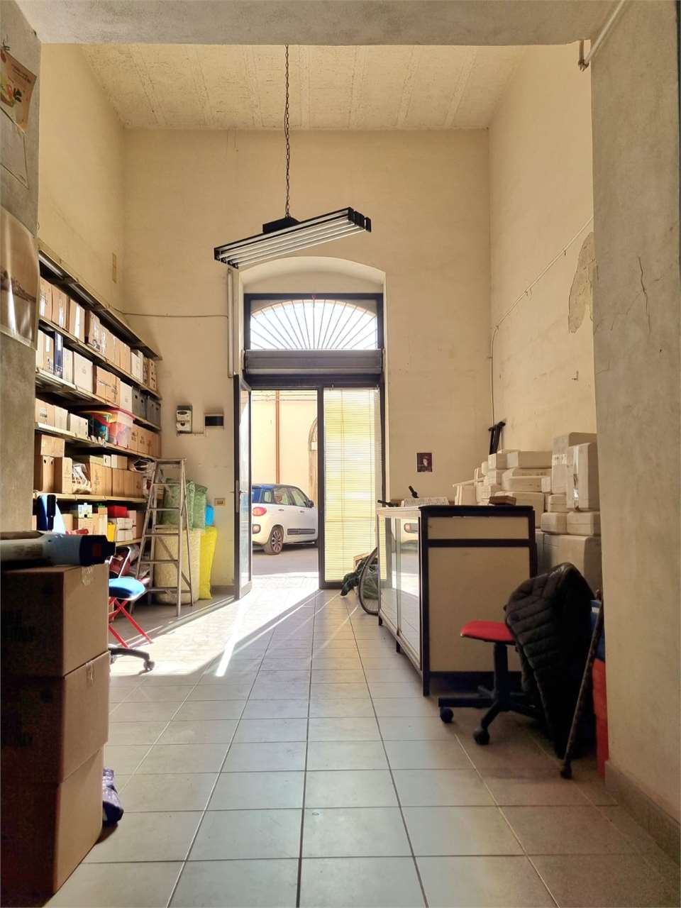 locale commerciale in vendita a Siracusa in zona Centro Città