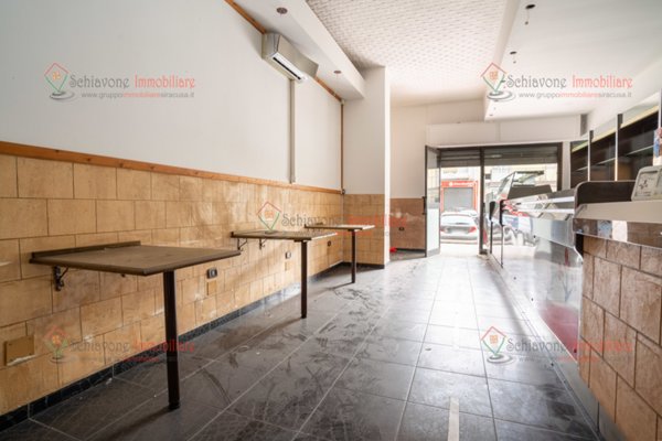 negozio in vendita a Siracusa in zona Centro Città