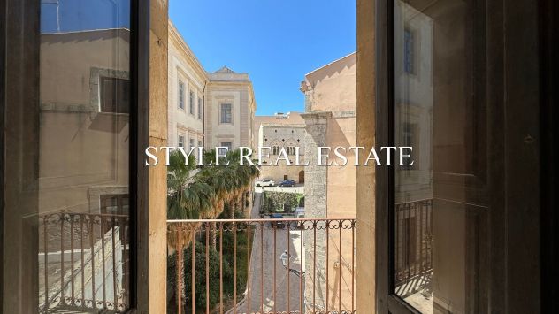appartamento in vendita a Siracusa in zona Isola Ortigia