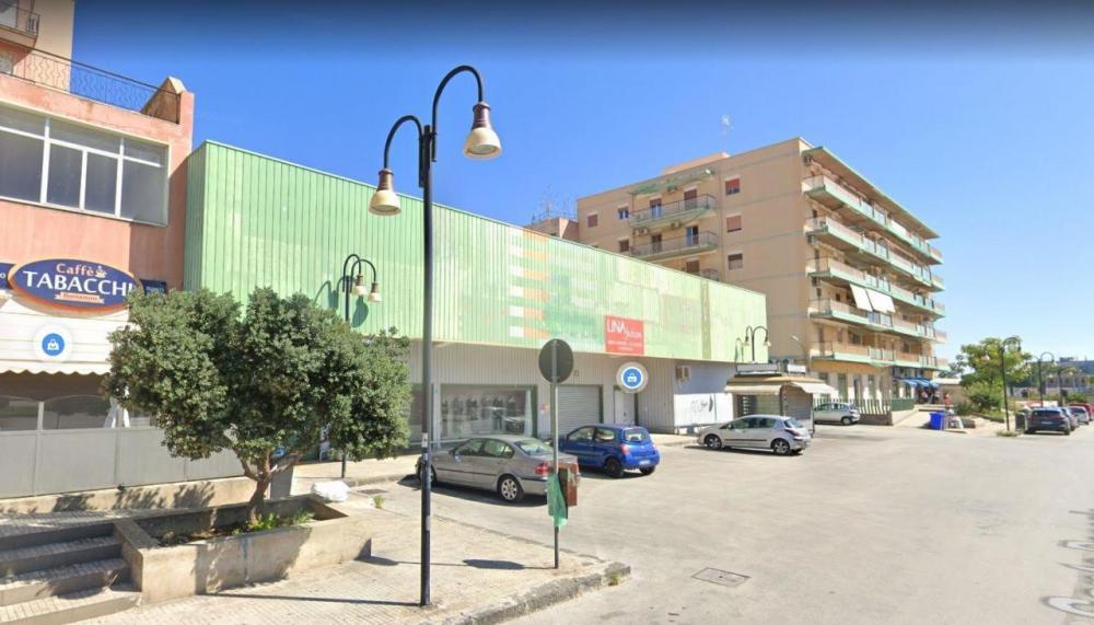 negozio in vendita a Siracusa in zona Centro Città