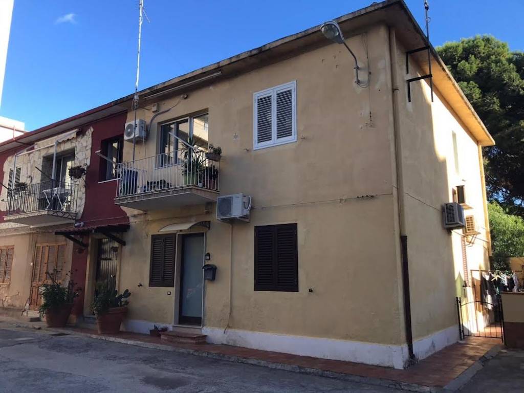 appartamento in vendita a Siracusa in zona Centro Città