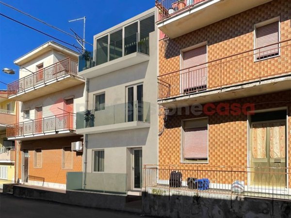 casa indipendente in vendita a Siracusa in zona Belvedere