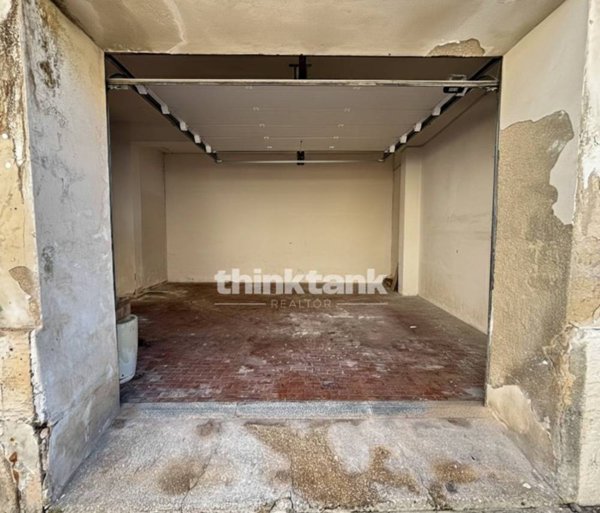 negozio in vendita a Siracusa in zona Centro Città