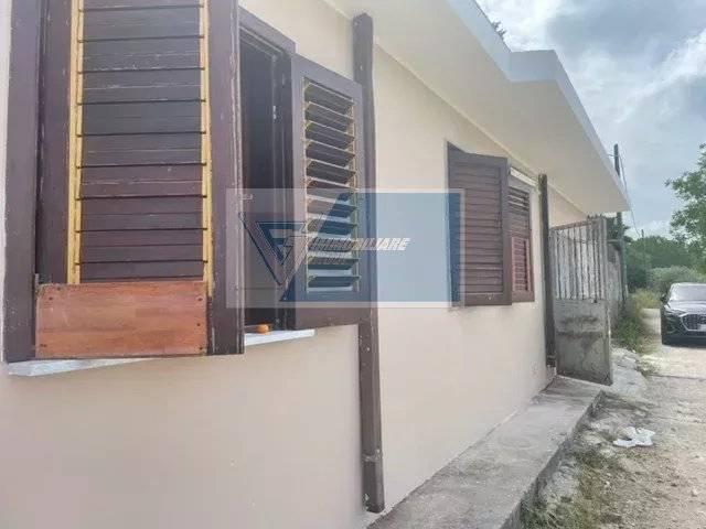 casa indipendente in vendita a Siracusa in zona Borgata