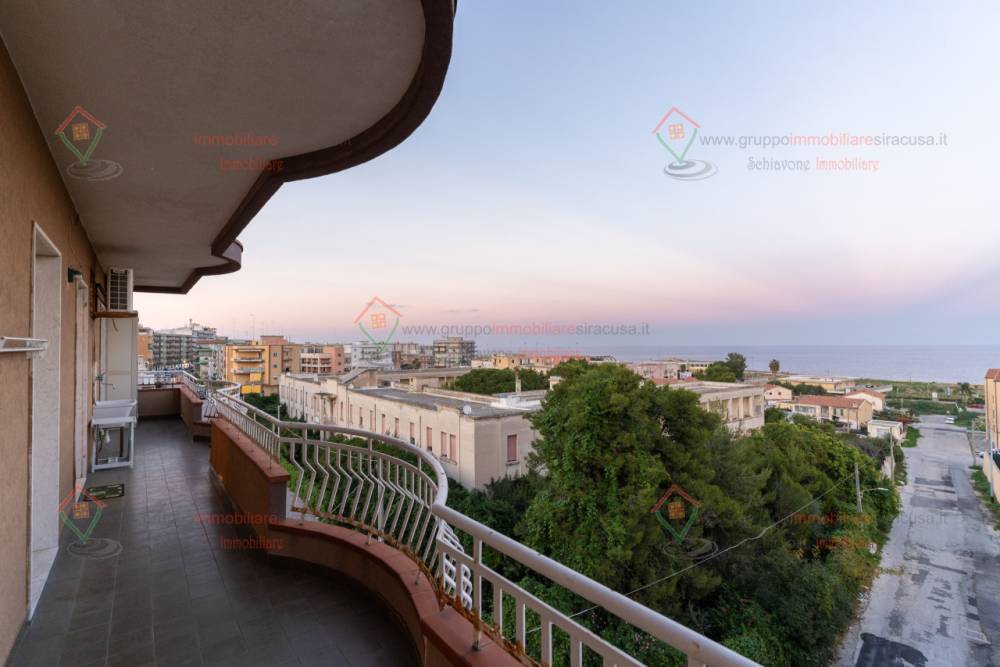 appartamento in vendita a Siracusa in zona Grottasanta