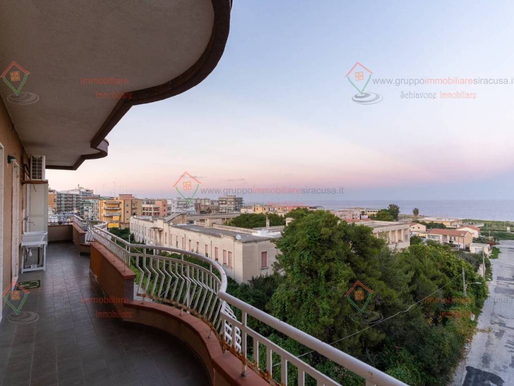 appartamento in vendita a Siracusa in zona Grottasanta