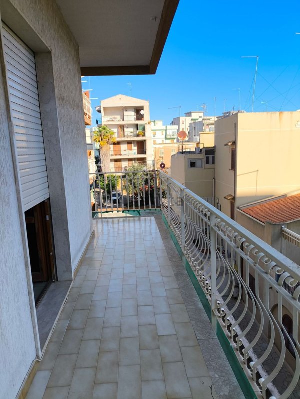 appartamento in vendita a Siracusa in zona Isola / Plemmirio