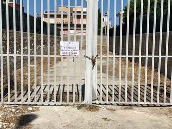 casa indipendente in vendita a Siracusa in zona Scala Greca