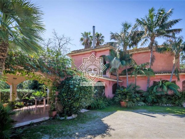 casa indipendente in vendita a Siracusa in zona Isola / Plemmirio