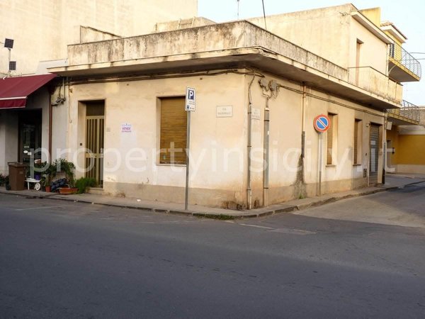 casa indipendente in vendita a Siracusa in zona Cassibile