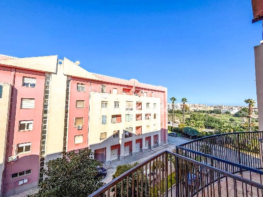 appartamento in vendita a Siracusa in zona Scala Greca