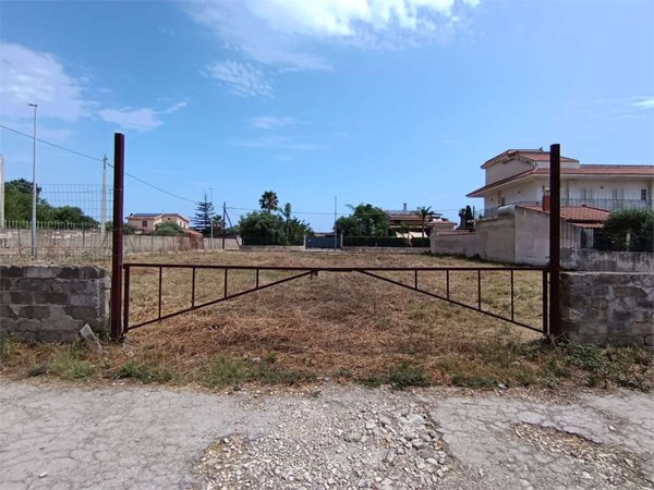 casa indipendente in vendita a Siracusa in zona Isola / Plemmirio