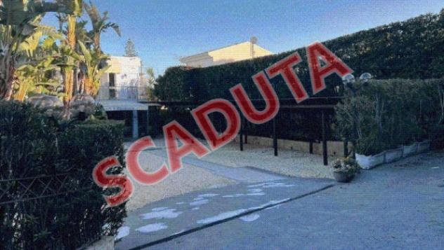 pentavano in vendita a Siracusa in zona Fontane Bianche