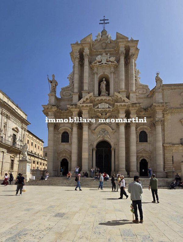 appartamento in vendita a Siracusa in zona Isola Ortigia