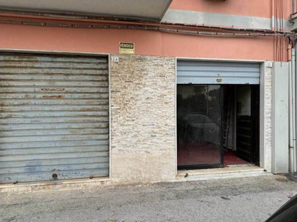 negozio in vendita a Siracusa