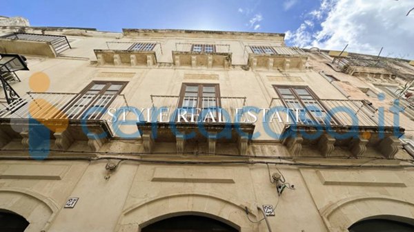 appartamento in vendita a Siracusa in zona Isola Ortigia