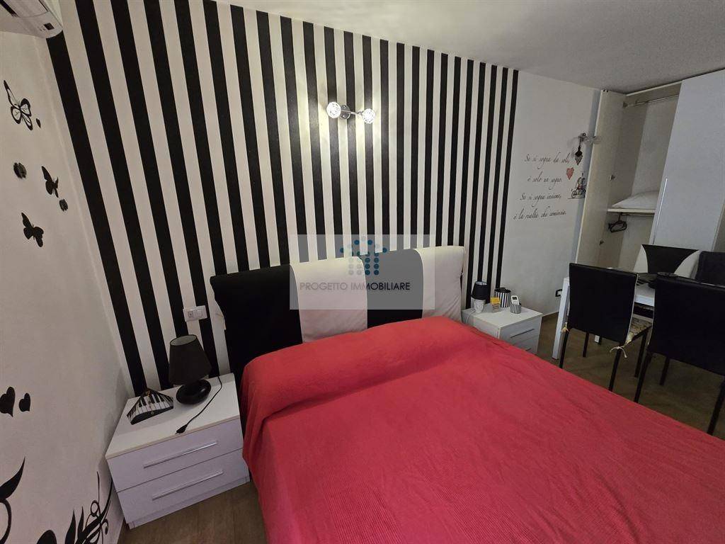 casa indipendente in vendita a Siracusa in zona Isola Ortigia