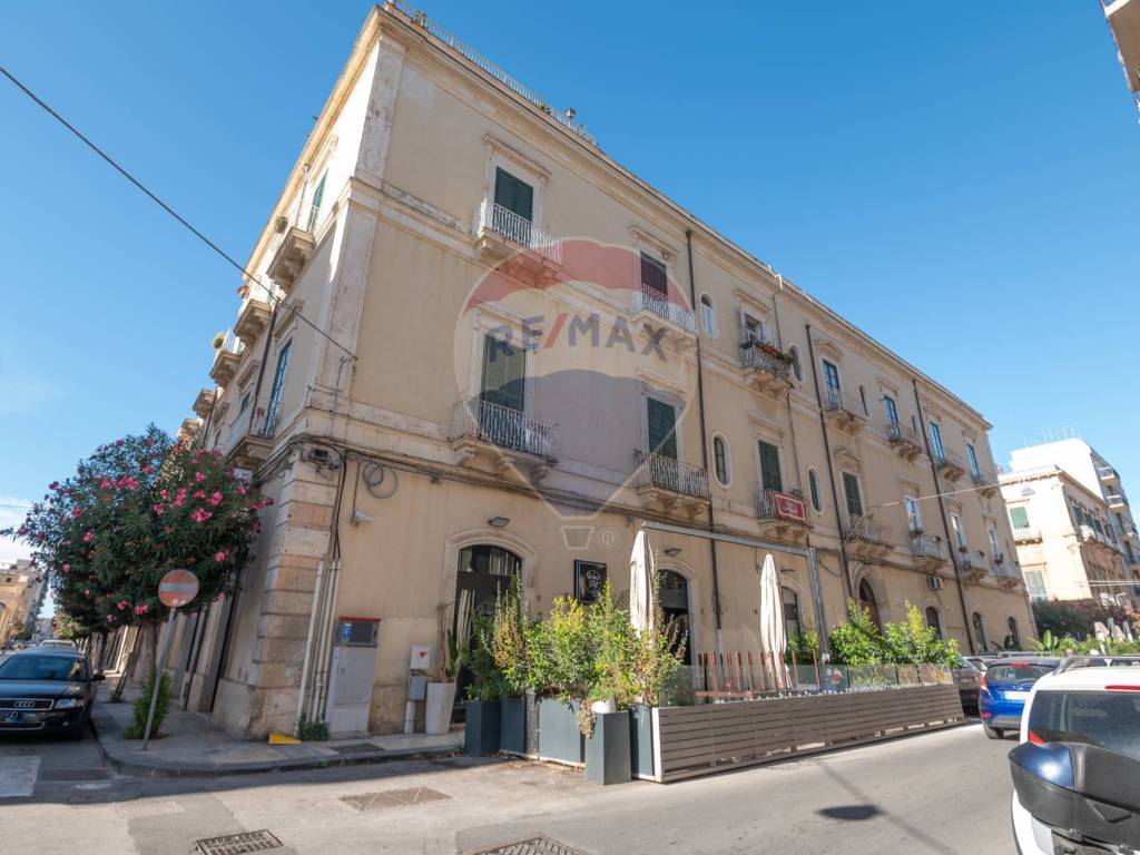 appartamento in vendita a Siracusa in zona Centro Città
