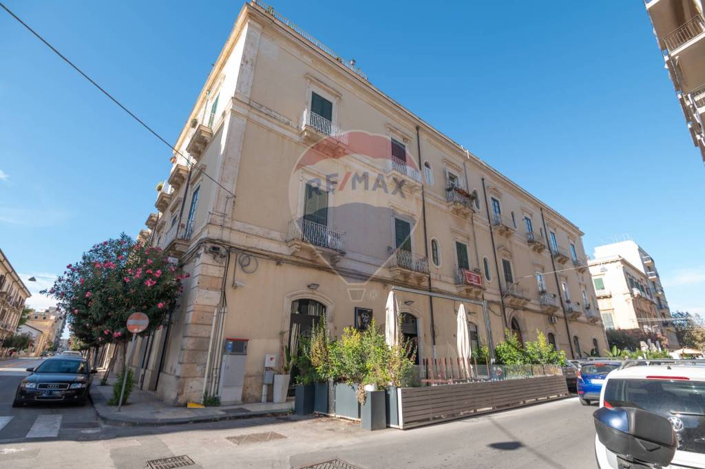appartamento in vendita a Siracusa in zona Centro Città