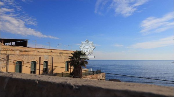 casa indipendente in vendita a Siracusa in zona Belvedere