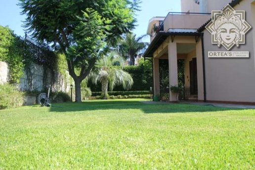 casa indipendente in vendita a Siracusa in zona Belvedere