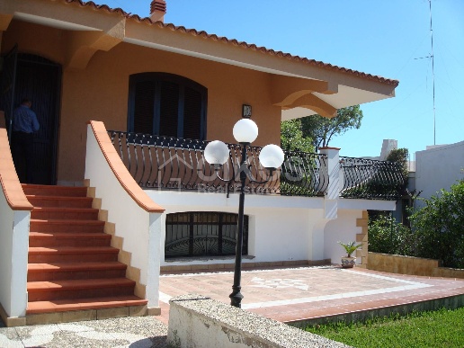 casa indipendente in vendita a Siracusa in zona Fontane Bianche