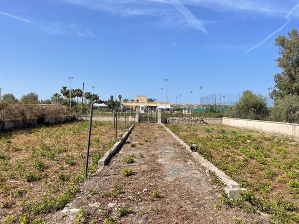casa indipendente in vendita a Siracusa in zona Targia