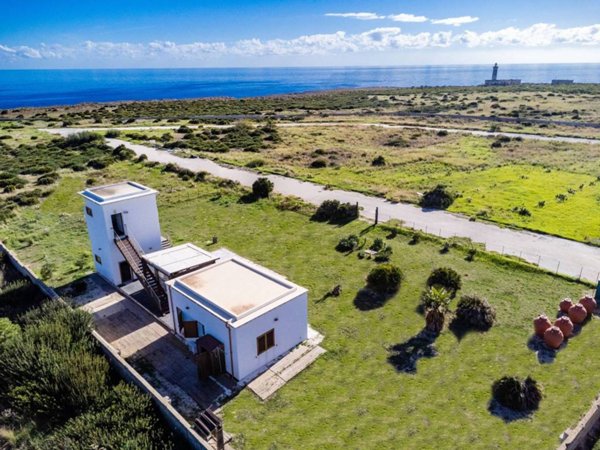 casa indipendente in vendita a Siracusa in zona Isola / Plemmirio